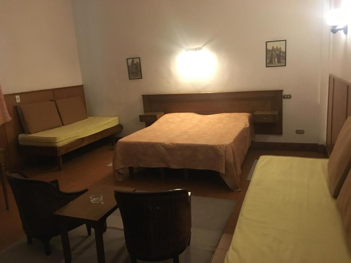 Pension Roma Kahire Dış mekan fotoğraf